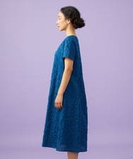 GJEGE39300 Jocomomola(ホコモモラ) 【早割10％OFF】リップルプリントワンピース ブルー