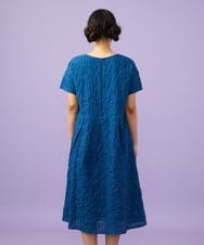 GJEGE39300 Jocomomola(ホコモモラ) 【早割10％OFF】リップルプリントワンピース ブルー