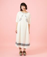 GJEGE41280 Jocomomola(ホコモモラ) Cruzar フラワーインド刺繍ワンピース アイボリー