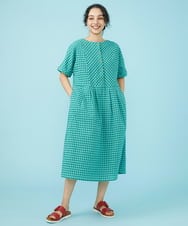 GJEGW38250 Jocomomola(ホコモモラ) シャーリングギンガムチェックワンピース アイボリー×ネイビー