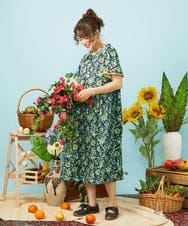 GJEHD01330 Jocomomola(ホコモモラ) Verano en La Mancha フラワープリントワンピース ネイビー