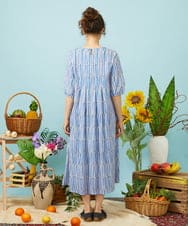GJEHD30300 Jocomomola(ホコモモラ) Lanzas ストライププリントワンピース ブルー×ピンク