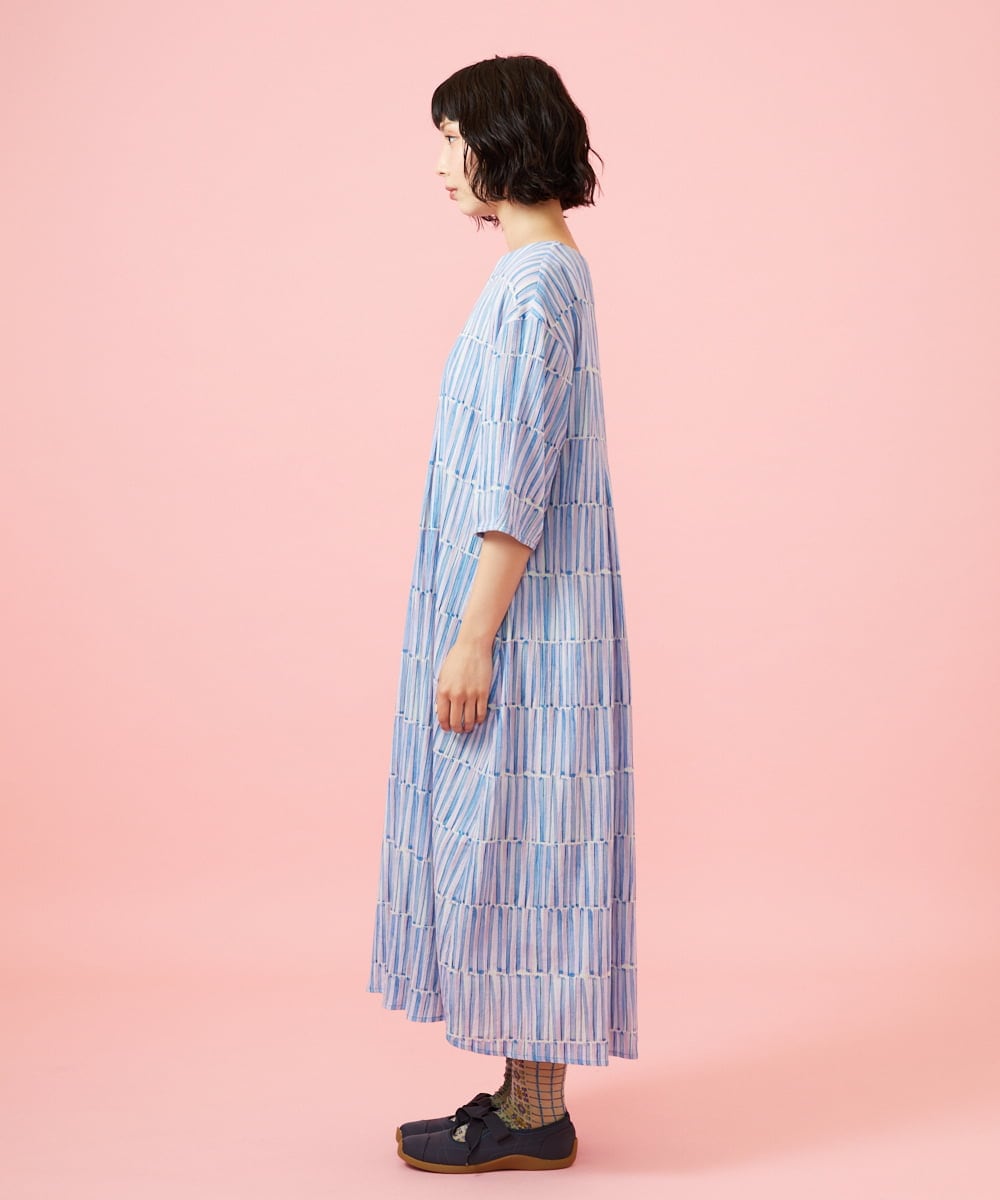 GJEHD30300 Jocomomola(ホコモモラ) 【早割10％OFF】ストライプワンピース ブルー×ピンク