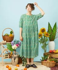 GJEHD30300 Jocomomola(ホコモモラ) Lanzas ストライププリントワンピース グリーン×ブルー