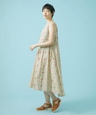 GJEHS70230 Jocomomola(ホコモモラ) ポプリンフラワープリント ノースリーブワンピース アイボリー