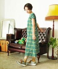GJEJA31300 Jocomomola(ホコモモラ) Laberinto リップルチェックワンピース ブルー