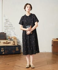GJEJA50350 Jocomomola(ホコモモラ) Escaleras de flores フラワー総刺繍ワンピース ブラック