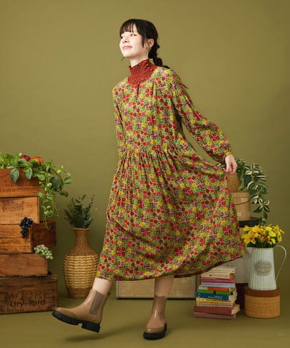 GJEJB02280 Jocomomola Calle de la Flor Alta フラワープリントワンピース