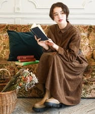 GJELA36330 Jocomomola(ホコモモラ) コーデュロイオパールプリントシャツワンピース ブラウン