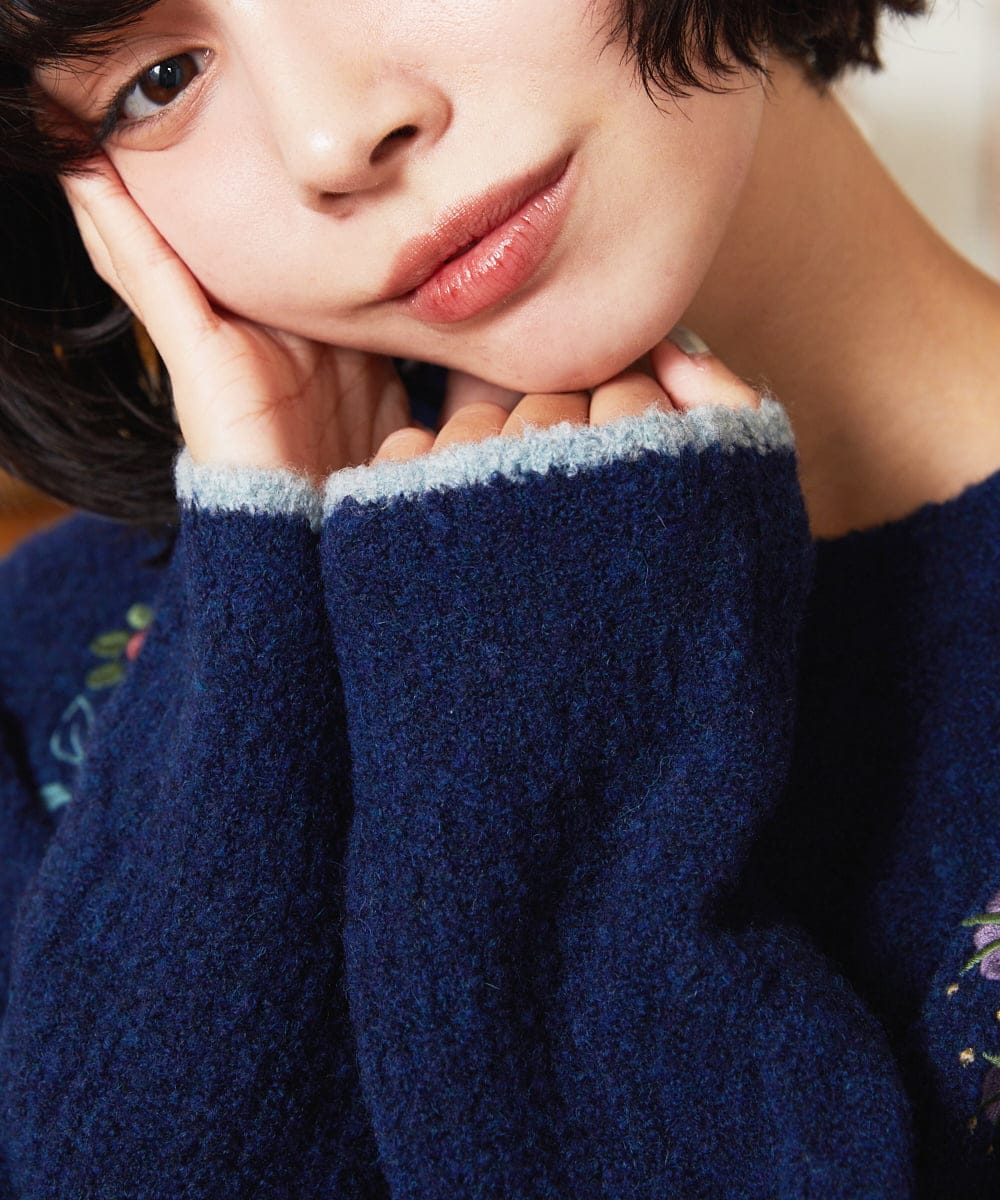 GJFAE02220 Jocomomola(ホコモモラ) Calle de Bordadores フラワーモチーフニットプルオーバー アイボリー