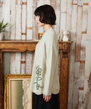 GJFAE35200 Jocomomola(ホコモモラ) Peludo ハイネックニットプルオーバー グリーン