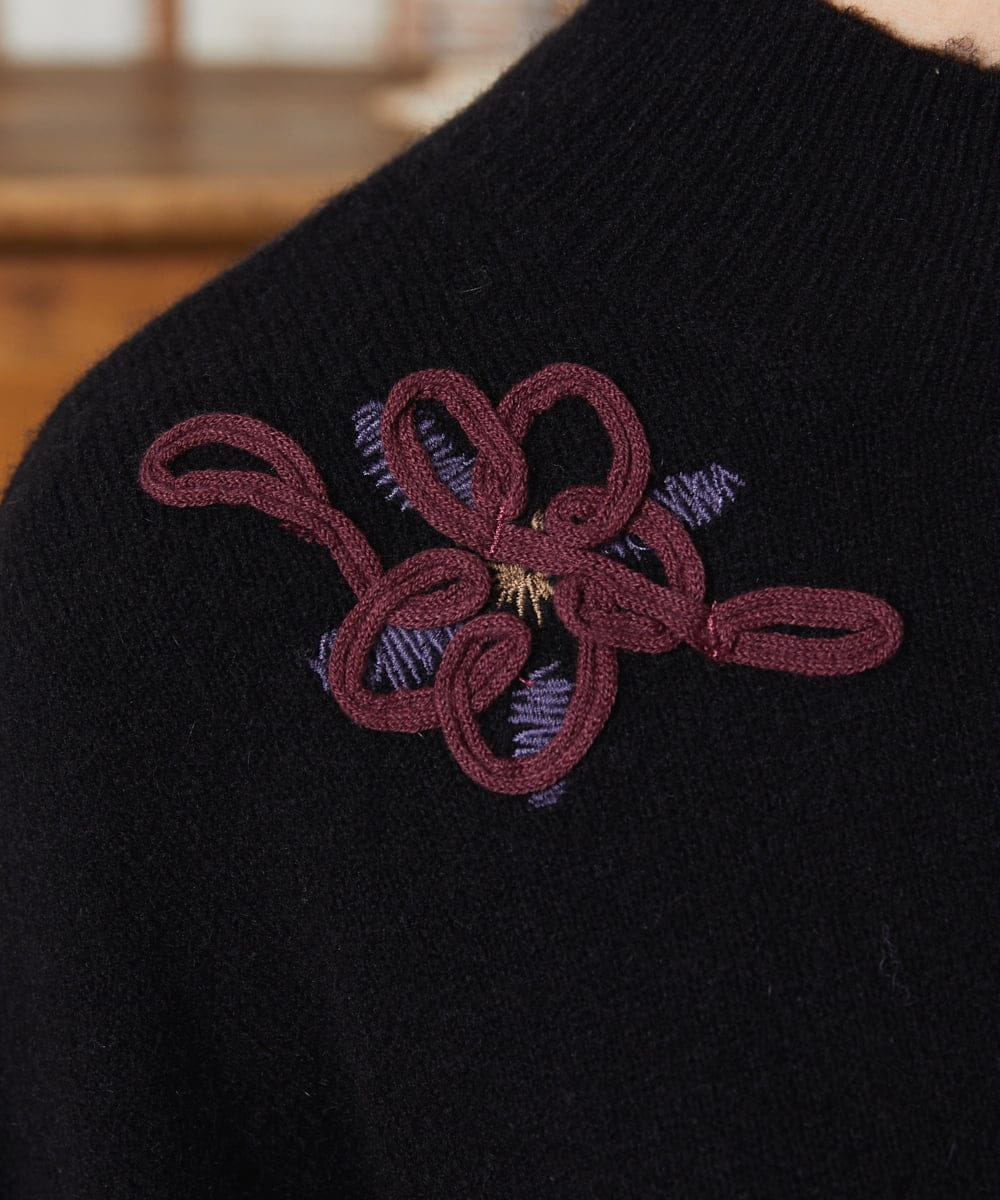 GJFAE35200 Jocomomola(ホコモモラ) Peludo ハイネックニットプルオーバー グリーン