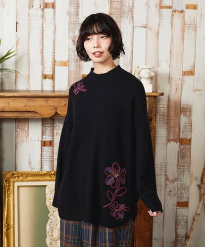 GJFAE35200 Jocomomola Peludo ハイネックニットプルオーバー