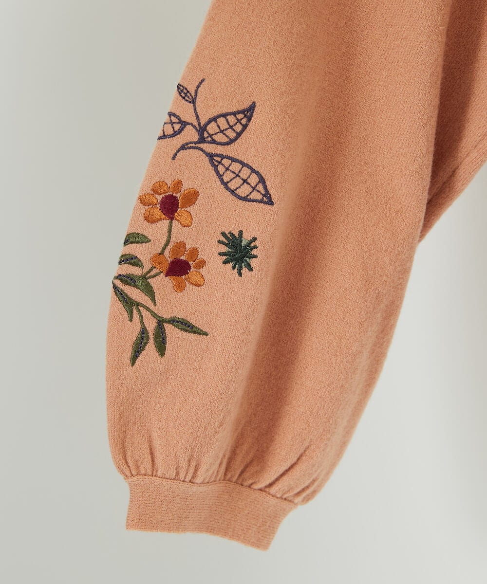 GJFAE36200 Jocomomola(ホコモモラ) Tesoro フラワー刺繍ニットプルオーバー ピンク