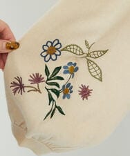 GJFAE36200 Jocomomola(ホコモモラ) Tesoro フラワー刺繍ニットプルオーバー ピンク