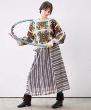 GJFAG72360 Jocomomola(ホコモモラ) Mural ドットクロッシェモチーフニットプルオーバー アイボリー