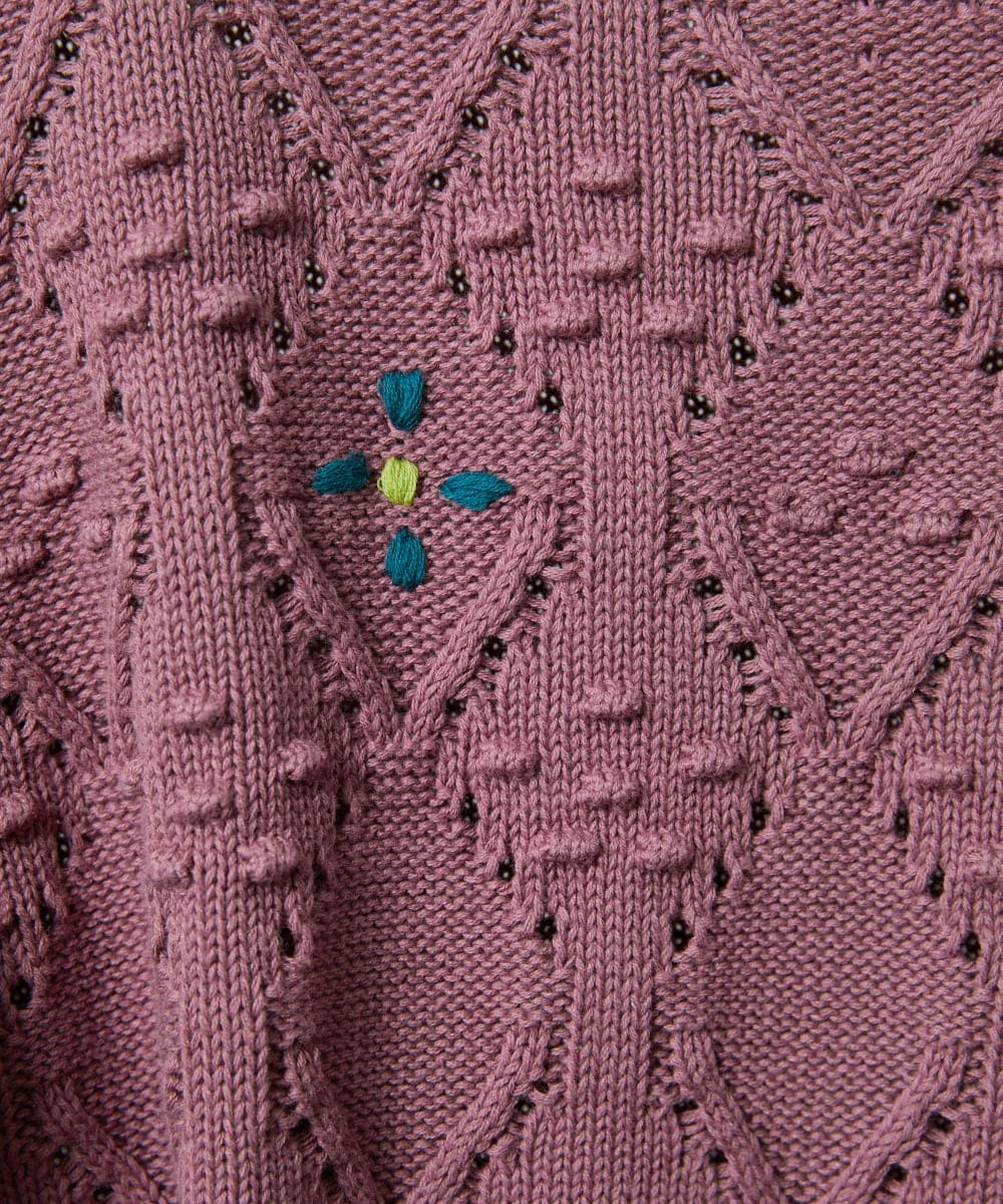 GJFDD30200 Jocomomola(ホコモモラ) フラワー刺繍ケーブルニットプルオーバー ピンク