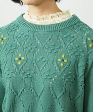 GJFDD30200 Jocomomola(ホコモモラ) フラワー刺繍ケーブルニットプルオーバー グリーン