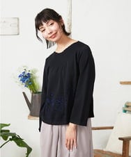 GJFFD50220 Jocomomola(ホコモモラ) El Rucio フラワー刺繍ニットプルオーバー ブラック