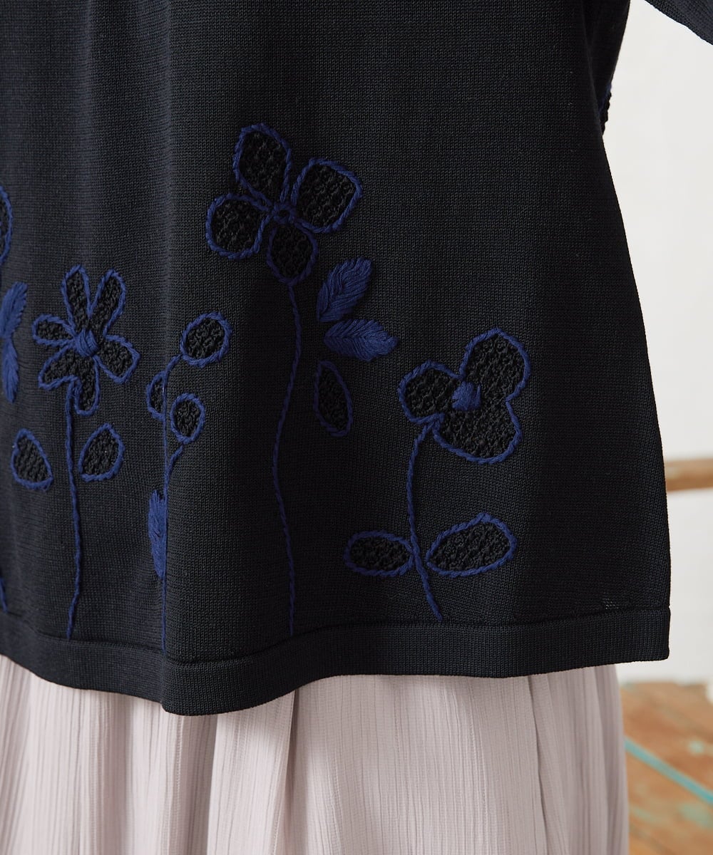 GJFFD50220 Jocomomola(ホコモモラ) El Rucio フラワー刺繍ニットプルオーバー ブラック