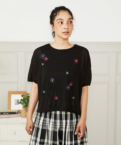GJFHA30200 Jocomomola Brisa フラワー刺繍シアーニット