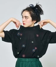GJFHA30200 Jocomomola(ホコモモラ) Brisa フラワー刺繍シアーニット ブラック