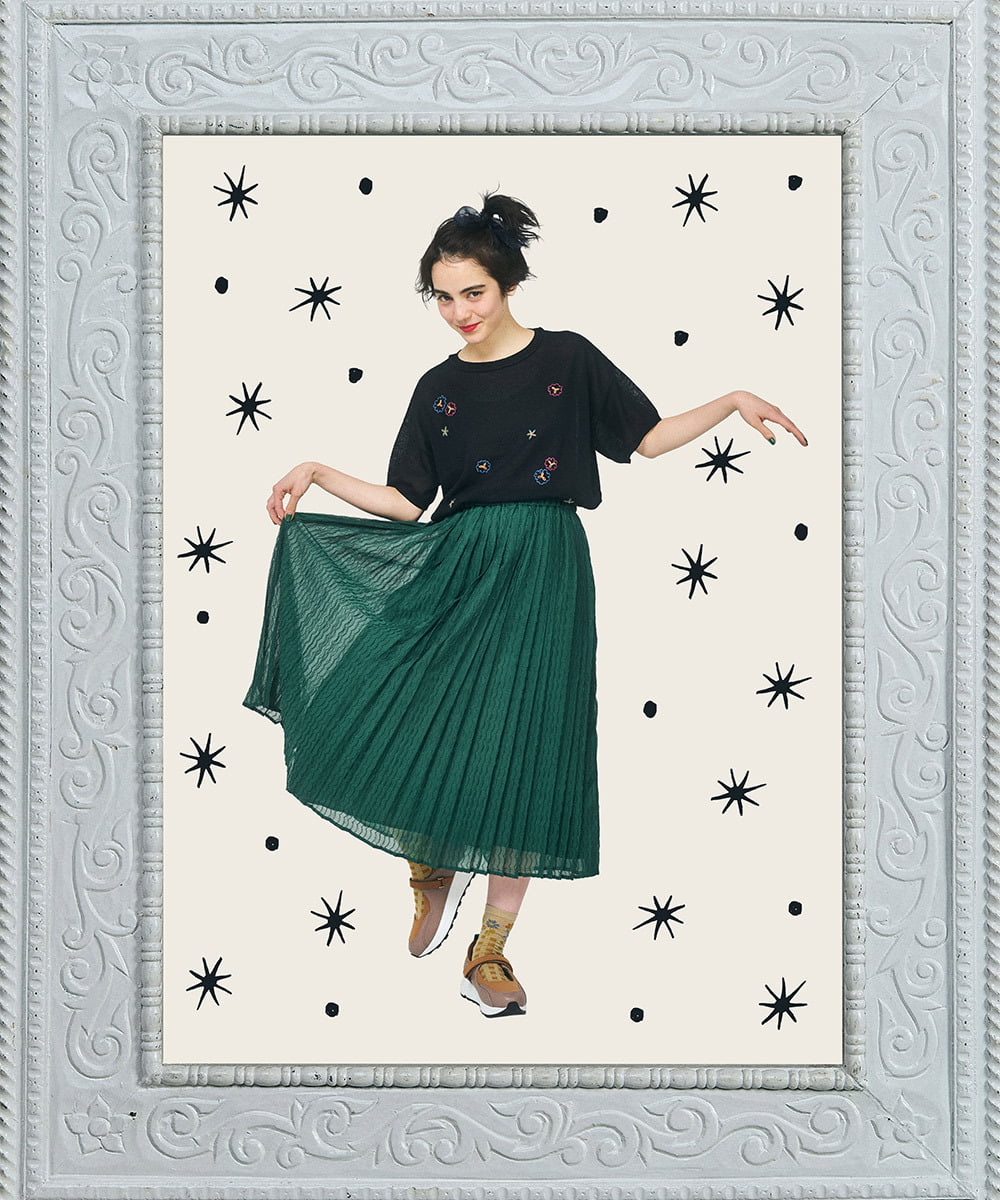 GJFHA30200 Jocomomola(ホコモモラ) Brisa フラワー刺繍シアーニット ブラック
