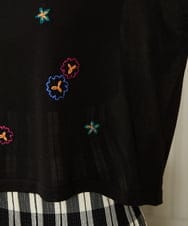 GJFHA30200 Jocomomola(ホコモモラ) Brisa フラワー刺繍シアーニット ブラック