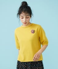 GJFHS30160 Jocomomola(ホコモモラ) ハイツイストコットン ブローチ付きニットプルオーバー イエロー