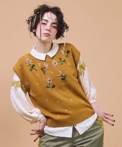 GJFJB02240 Jocomomola Flor Alta フラワー刺繍ニットプルオーバー