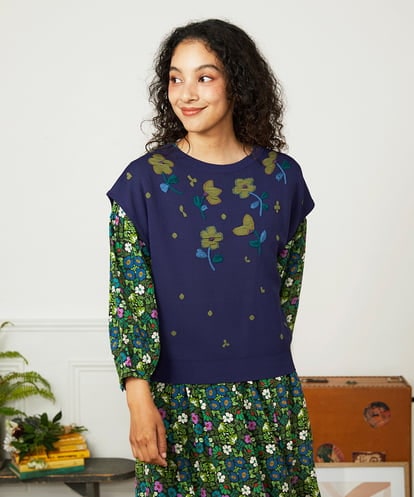 GJFJB02240 Jocomomola Flor Alta フラワー刺繍ニットプルオーバー