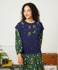 GJFJB02240 Jocomomola(ホコモモラ) Flor Alta フラワー刺繍ニットプルオーバー ネイビー