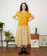 GJFJB02240 Jocomomola(ホコモモラ) Flor Alta フラワー刺繍ニットプルオーバー ネイビー