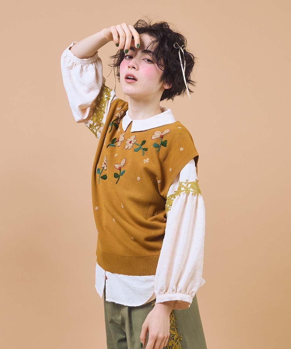 GJFJB02240 Jocomomola(ホコモモラ) Flor Alta フラワー刺繍ニットプルオーバー ネイビー