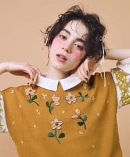 GJFJB02240 Jocomomola(ホコモモラ) Flor Alta フラワー刺繍ニットプルオーバー ネイビー