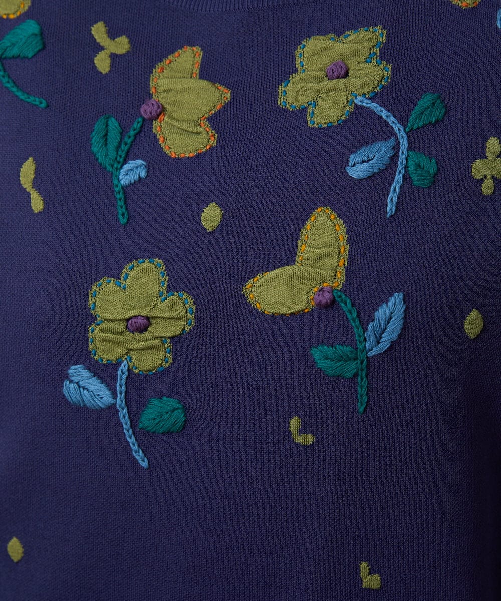 GJFJB02240 Jocomomola(ホコモモラ) Flor Alta フラワー刺繍ニットプルオーバー ネイビー