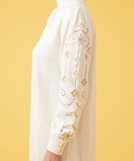 GJFLP70250 Jocomomola(ホコモモラ) Rayasos de punto 刺繍ニットチュニック アイボリー