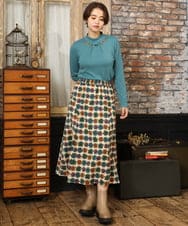 GJHAD01240 Jocomomola(ホコモモラ) Calle Imperial フラワープリントスカート ベージュ