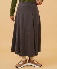 GJHAD35200 Jocomomola(ホコモモラ) Pliegues ワンポイント刺繍プリーツスカート グレー