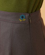 GJHAD35200 Jocomomola(ホコモモラ) Pliegues ワンポイント刺繍プリーツスカート グレー