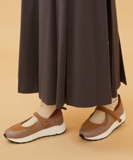 GJHAD35200 Jocomomola(ホコモモラ) Pliegues ワンポイント刺繍プリーツスカート グレー