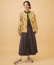 GJHAD35200 Jocomomola(ホコモモラ) Pliegues ワンポイント刺繍プリーツスカート グレー