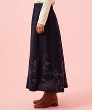 GJHAG31240 Jocomomola(ホコモモラ) インドウール フラワー刺繍ツイルスカート ネイビー