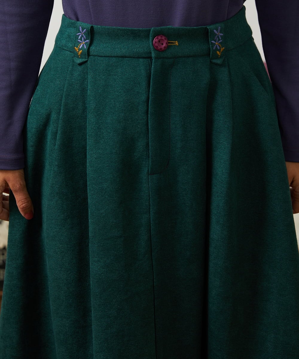 GJHCD32200 Jocomomola(ホコモモラ) Pradera ピーチ起毛タックスカート グリーン