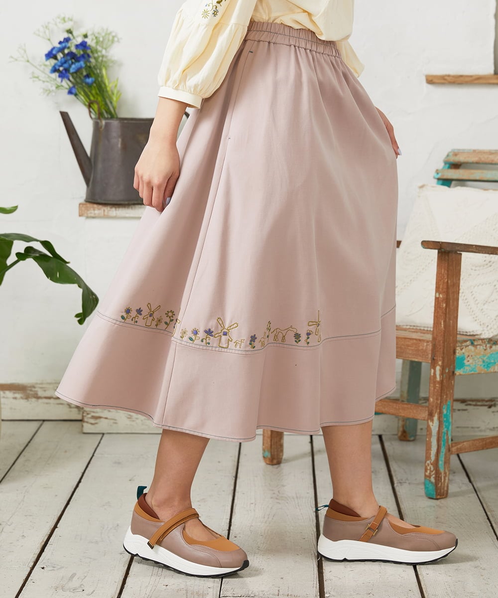 GJHFD33180 Jocomomola(ホコモモラ) Facil 刺繍入りツイルフレアスカート ライトピンク