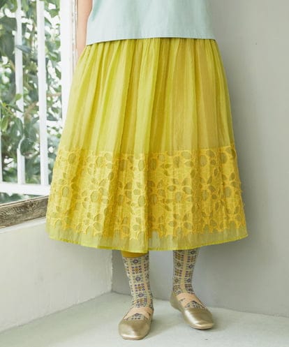 GJHGD37220 Jocomomola Cama de flores フラワーカットジャカードスカート