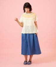 GJHGE42200 Jocomomola(ホコモモラ) Flor デニム 刺繍入りフレアスカート ブルー