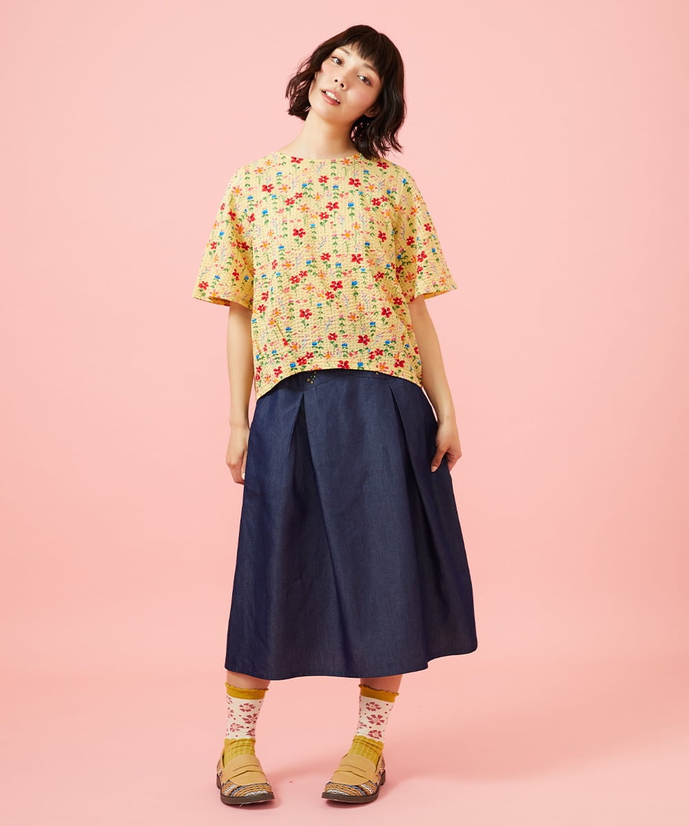 GJHGE42200 Jocomomola(ホコモモラ) Flor デニム 刺繍入りフレアスカート ネイビー