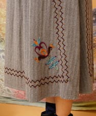 GJHLD33200 Jocomomola(ホコモモラ) フラワー刺繍ヘリンボーンギャザースカート ダークグレー