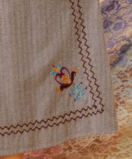 GJHLD33200 Jocomomola(ホコモモラ) フラワー刺繍ヘリンボーンギャザースカート ダークグレー